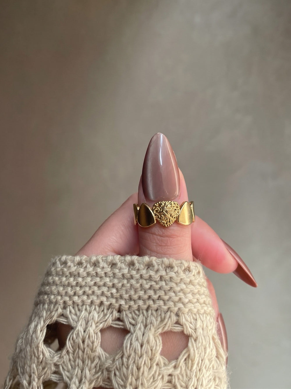 The Leo Heart Signet Ring