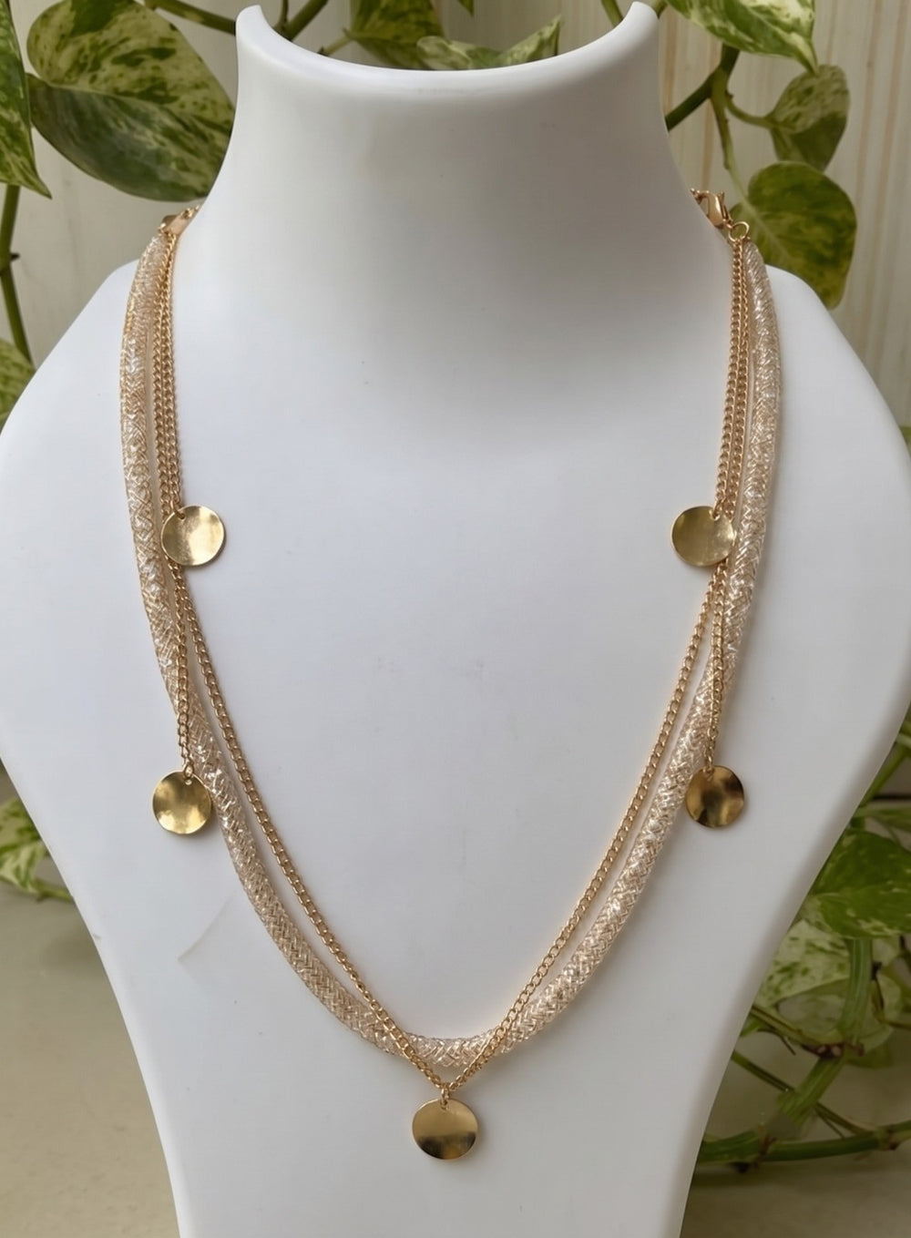 The Golden Cascade Disk Choker