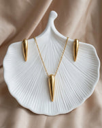 The Liquid Gold Drop Pendant Set