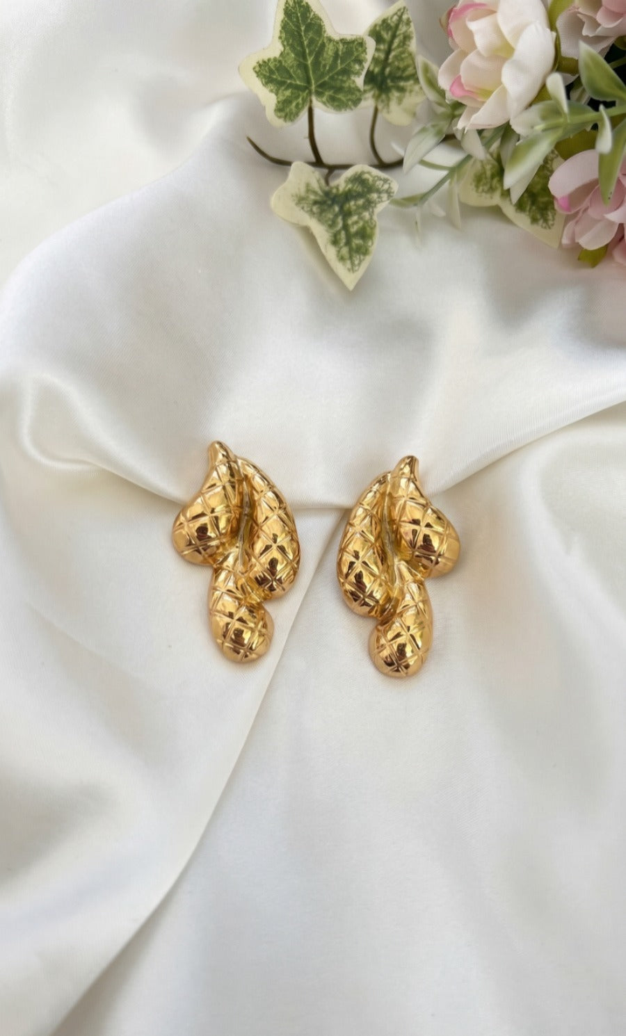 The Golden Luxe Quilt Drops