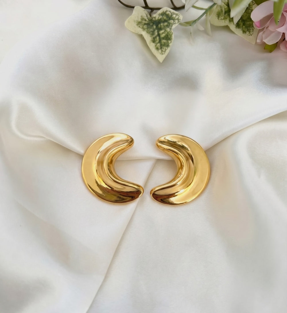 The Golden Eclipse Croissant Studs