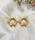 The Golden Liquid Heart Portal Studs