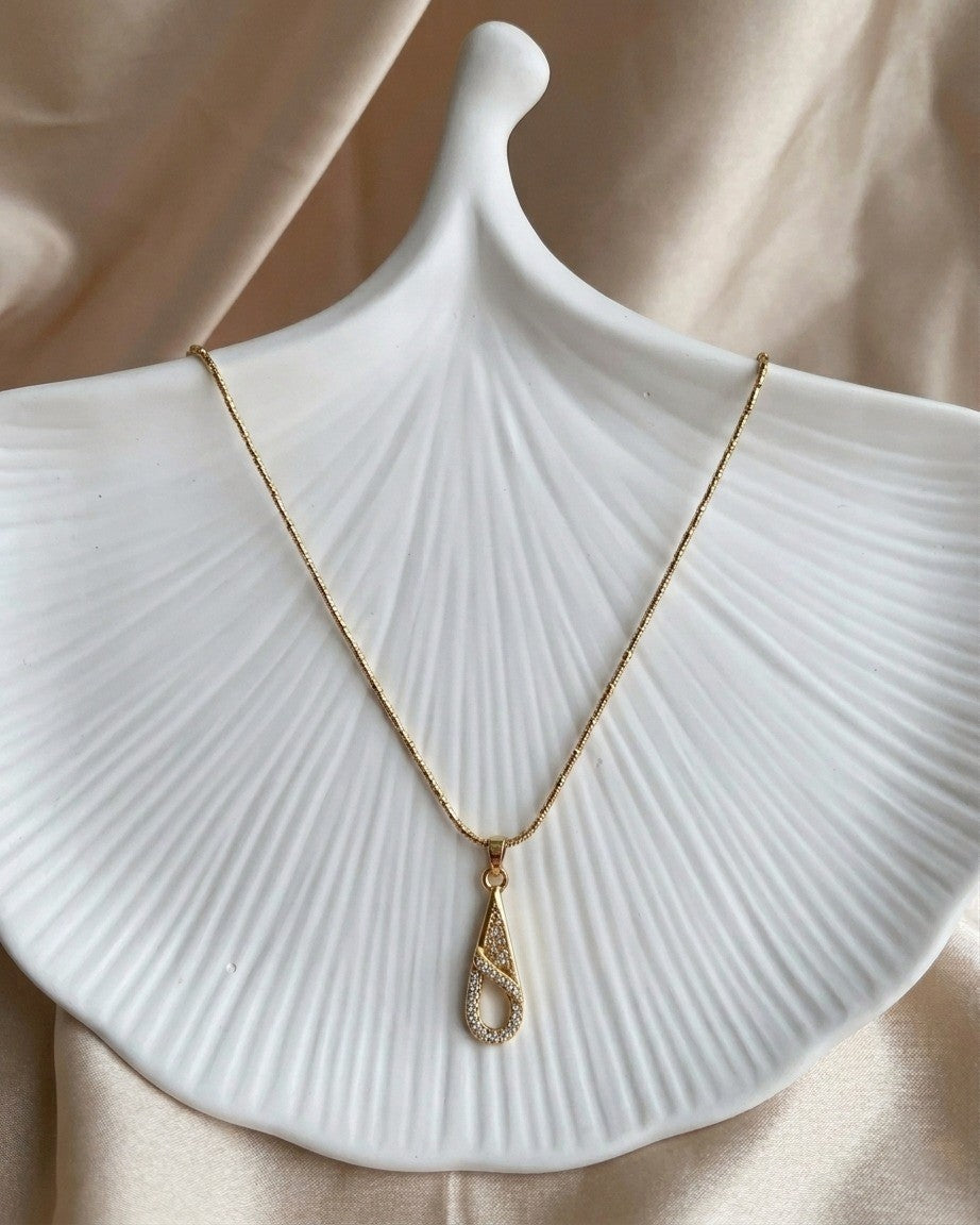 The Seraphina Glint Pendant