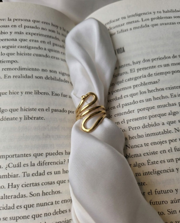 The Serpentine Swirl Ring