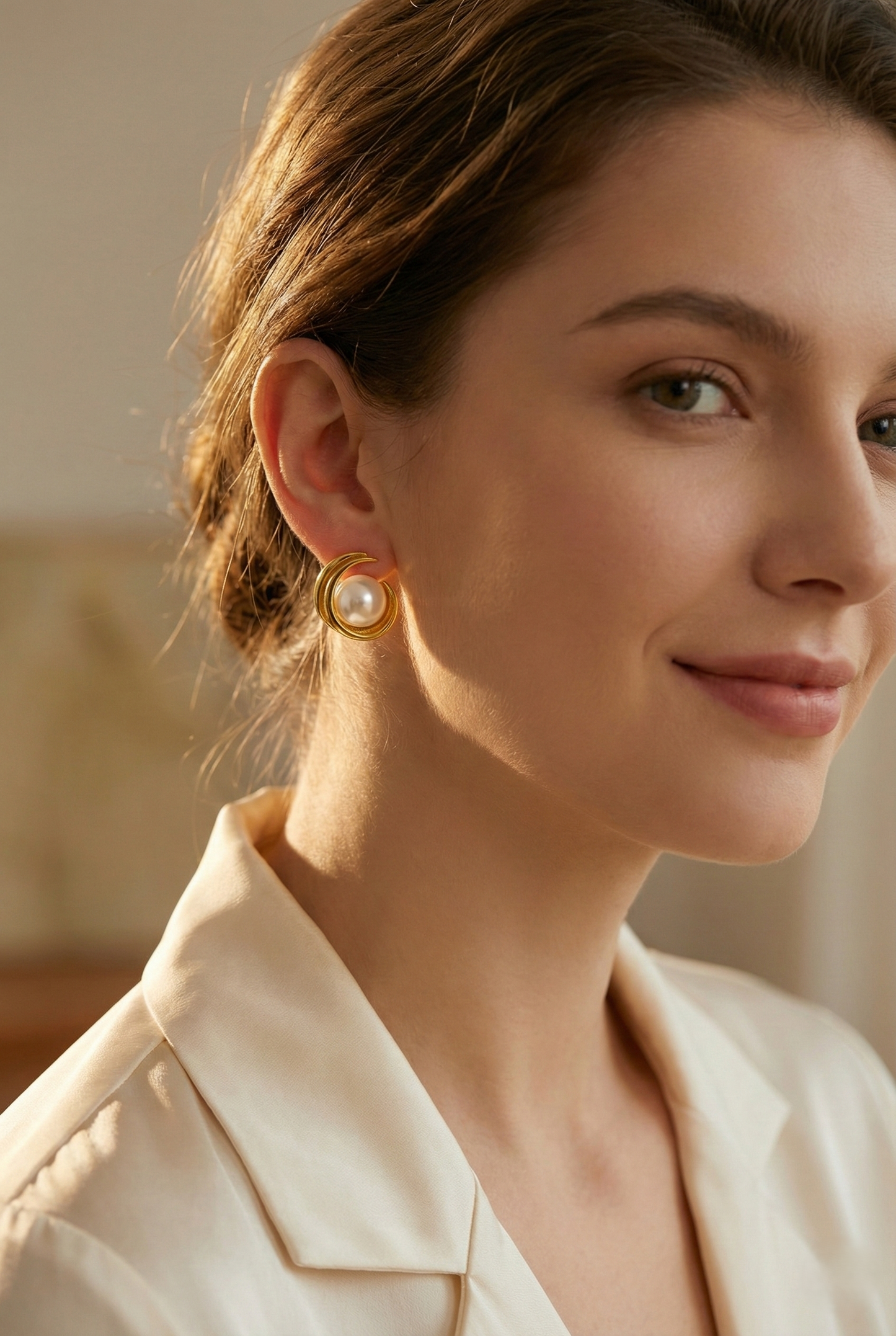 Korean Style Pearl Halo Studs