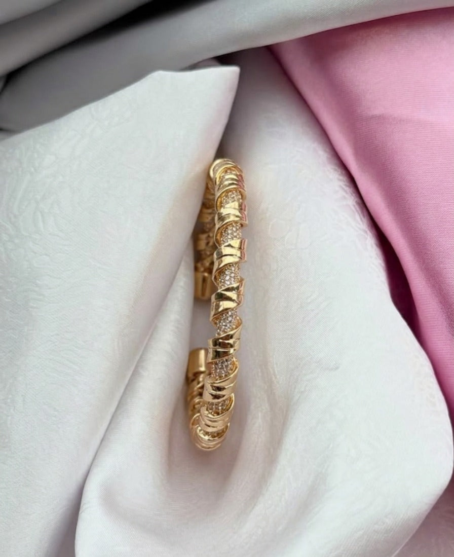 The Golden Twirl Pavé Cuff