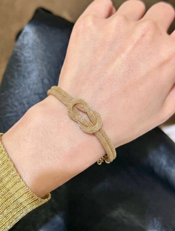Tangled Promise Golden Knot Bracelet
