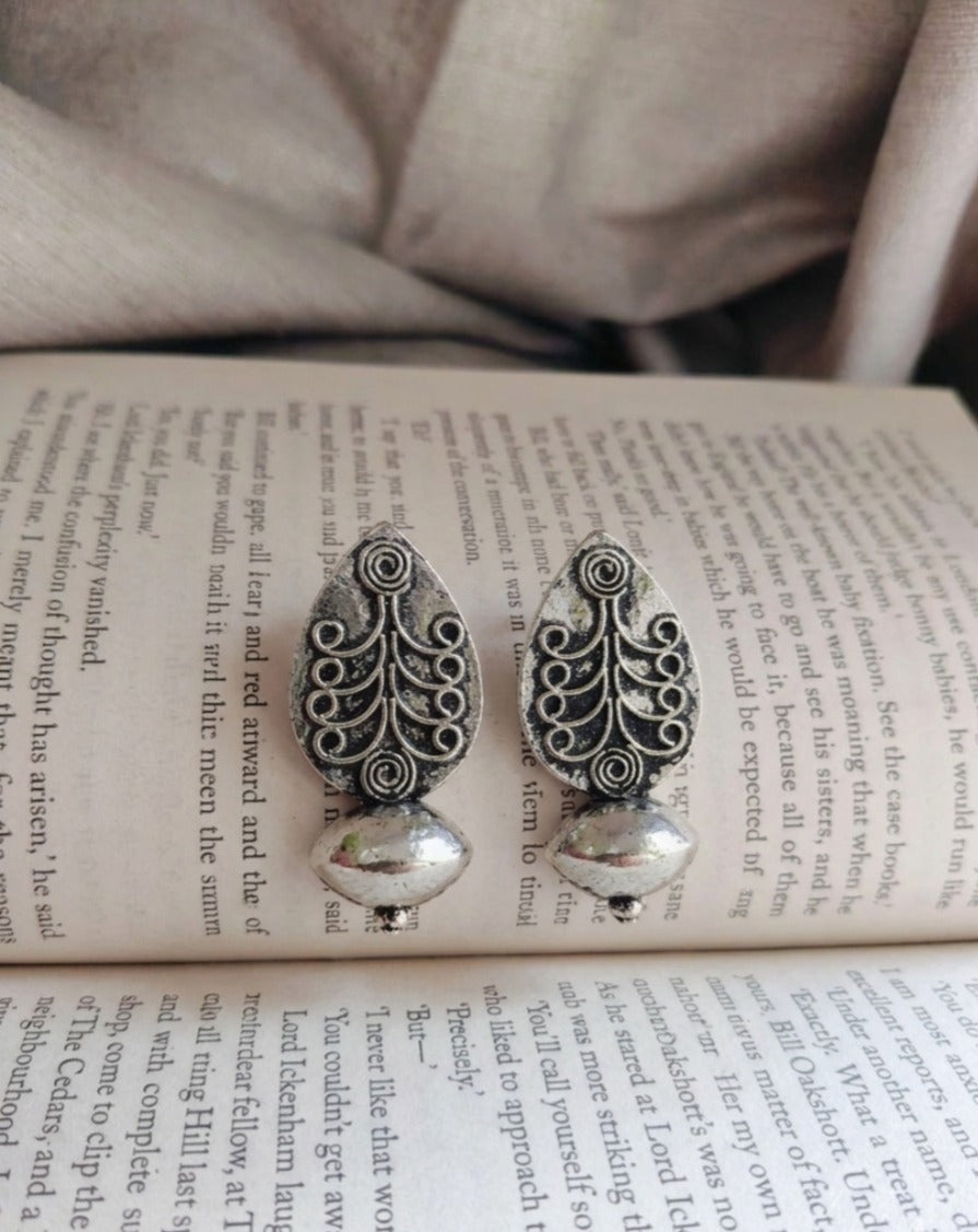 Mystic Folklore Oxidized Jhumka Earrings