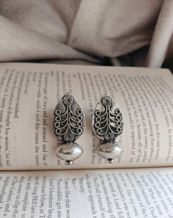 Mystic Folklore Oxidized Jhumka Earrings